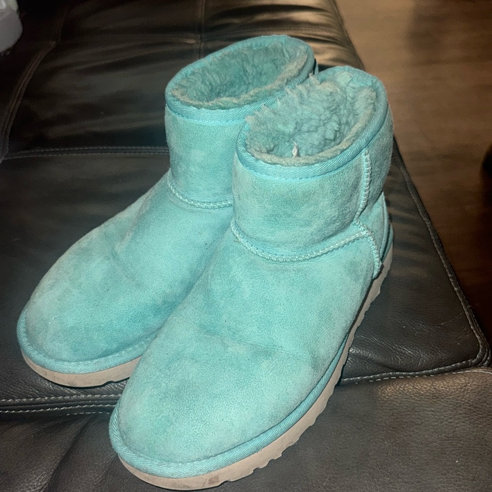 Blue uggs